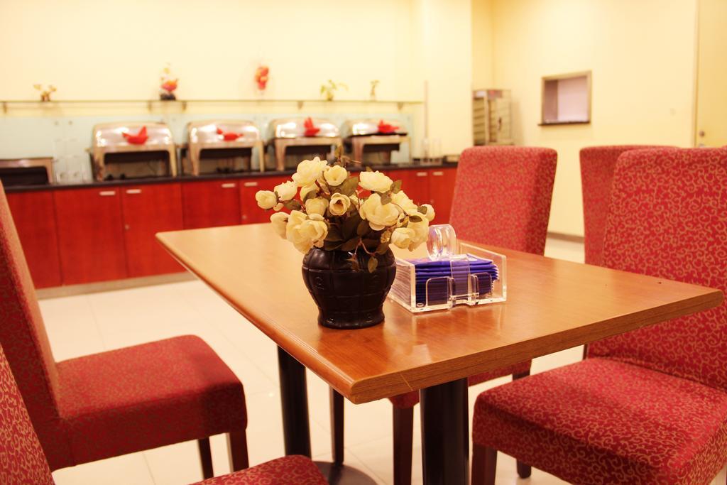 Hanting Hotel Shanghai Jiaotong University Jiangchuan Road Second Branch Екстер'єр фото